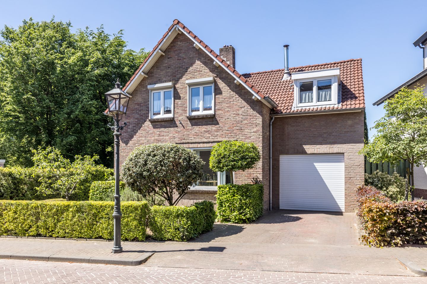 Foto 1 van Raadhuisstraat 6