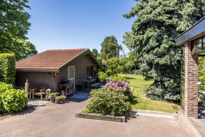 Foto 42 van Raadhuisstraat 6