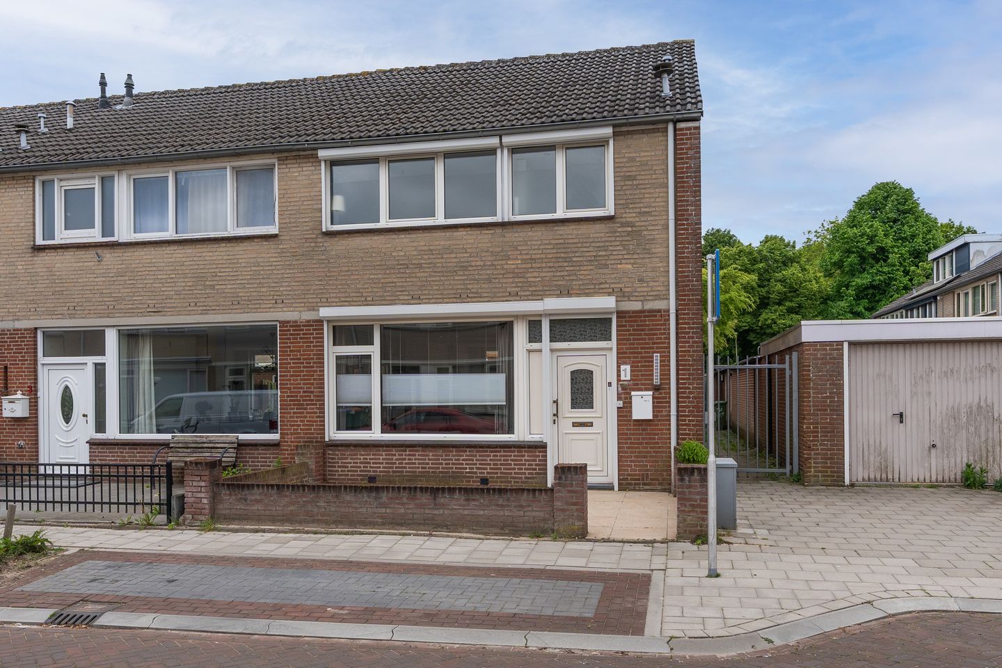 Foto 1 van Zwollestraat 1