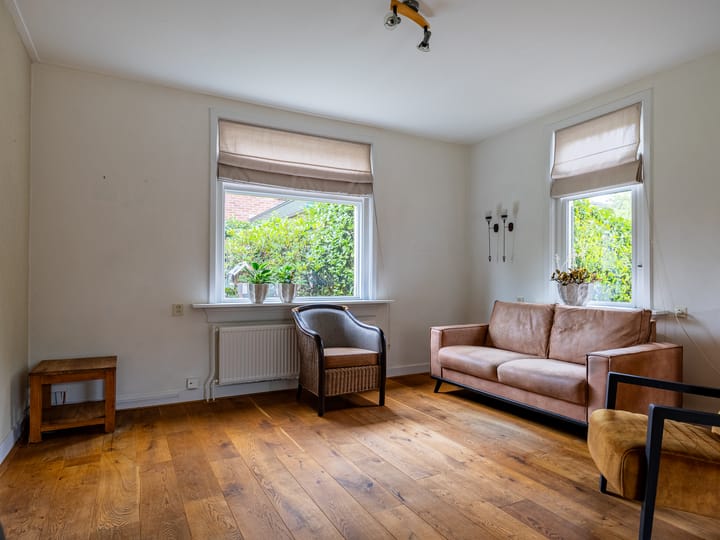 Foto 6 van Julianalaan 9