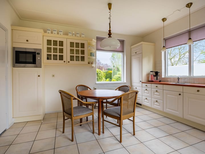 Foto 9 van Julianalaan 9