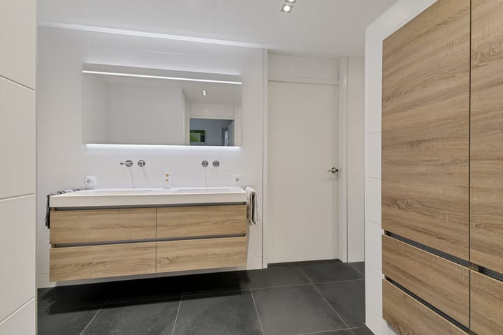 Foto 33 van De Lits 77