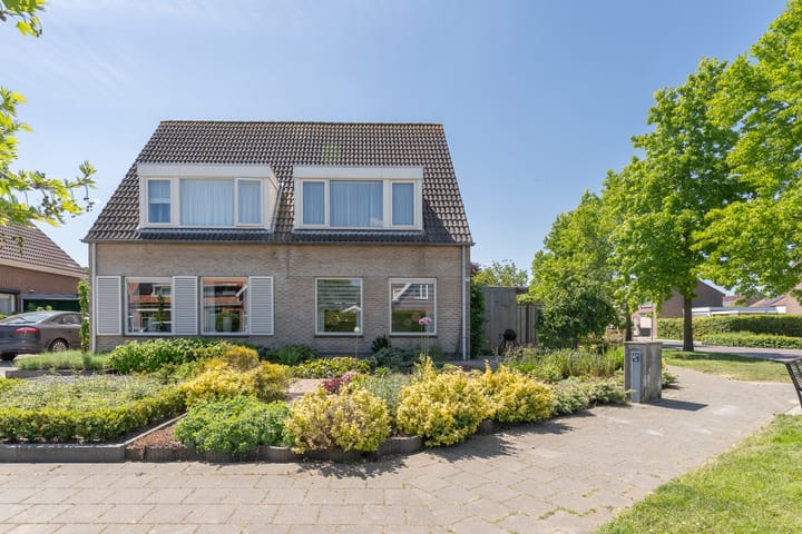 Photo 6 of Slagveldstraat 1