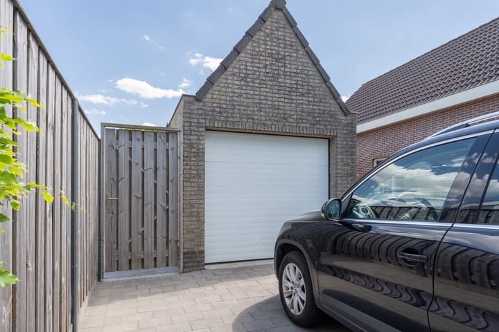 Photo 32 of Slagveldstraat 1