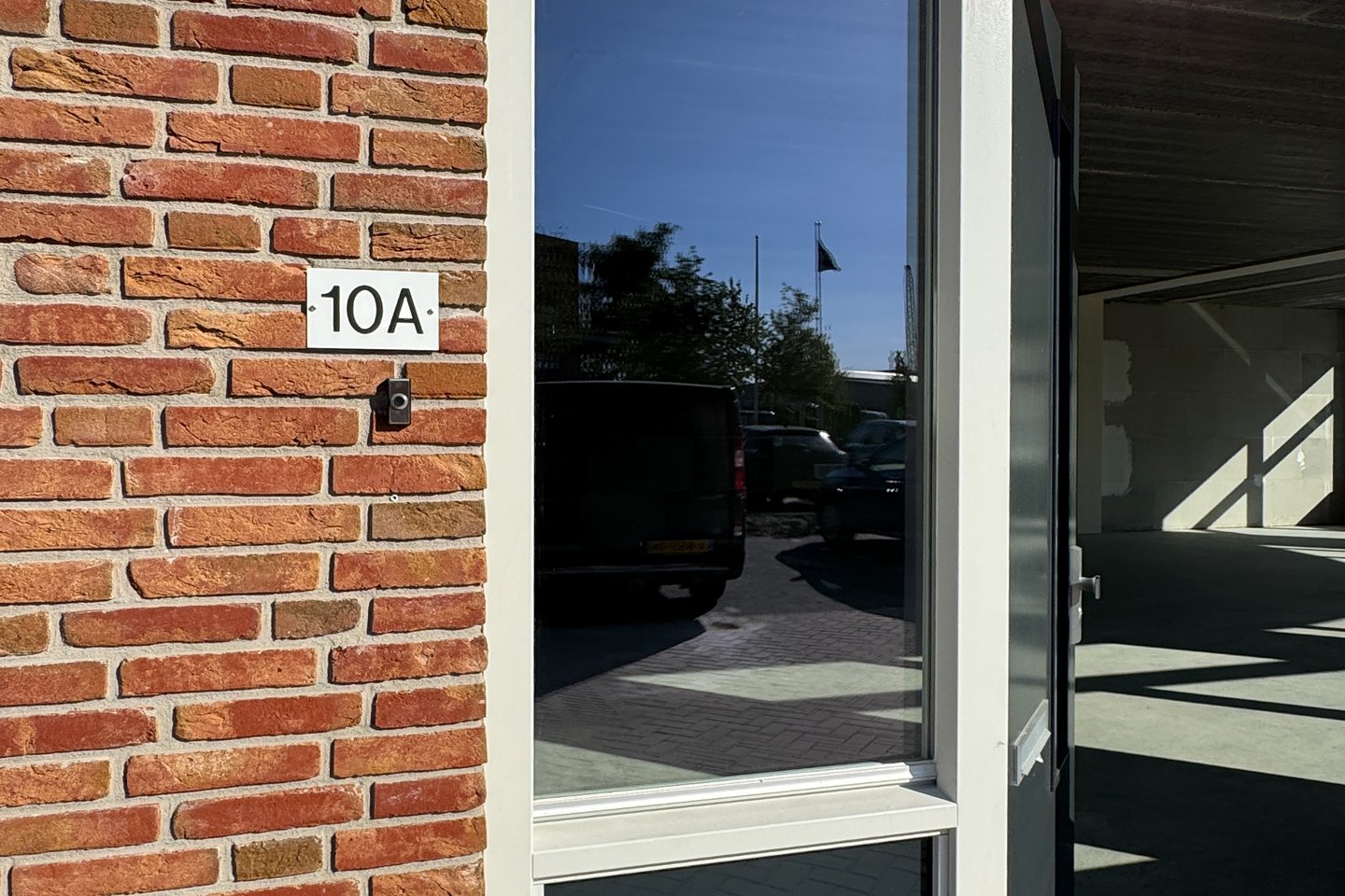 Bekijk foto 2 van Nijverheidslaan 10-A