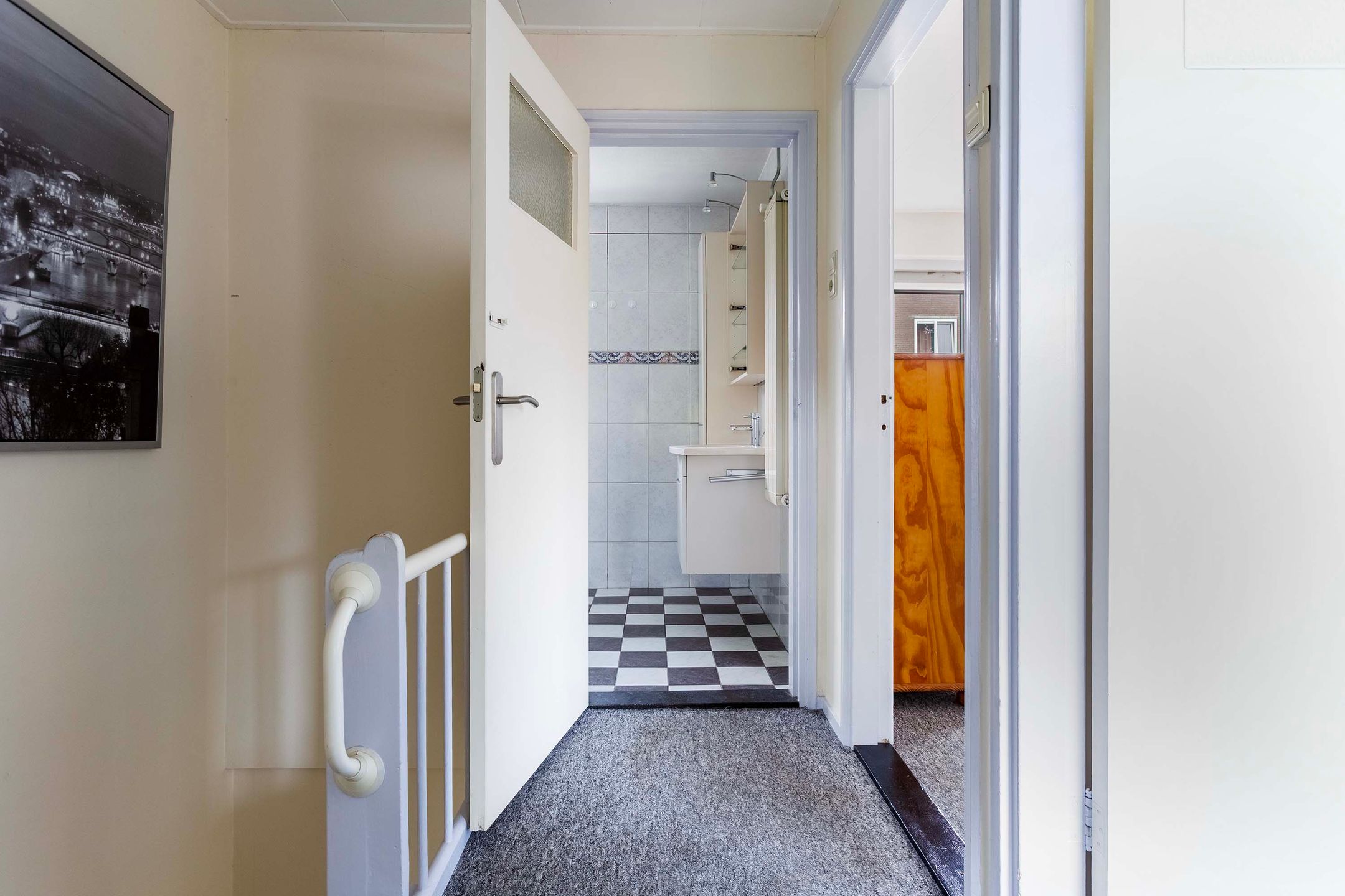 Photo 21 of Cort van der Lindenstraat 6