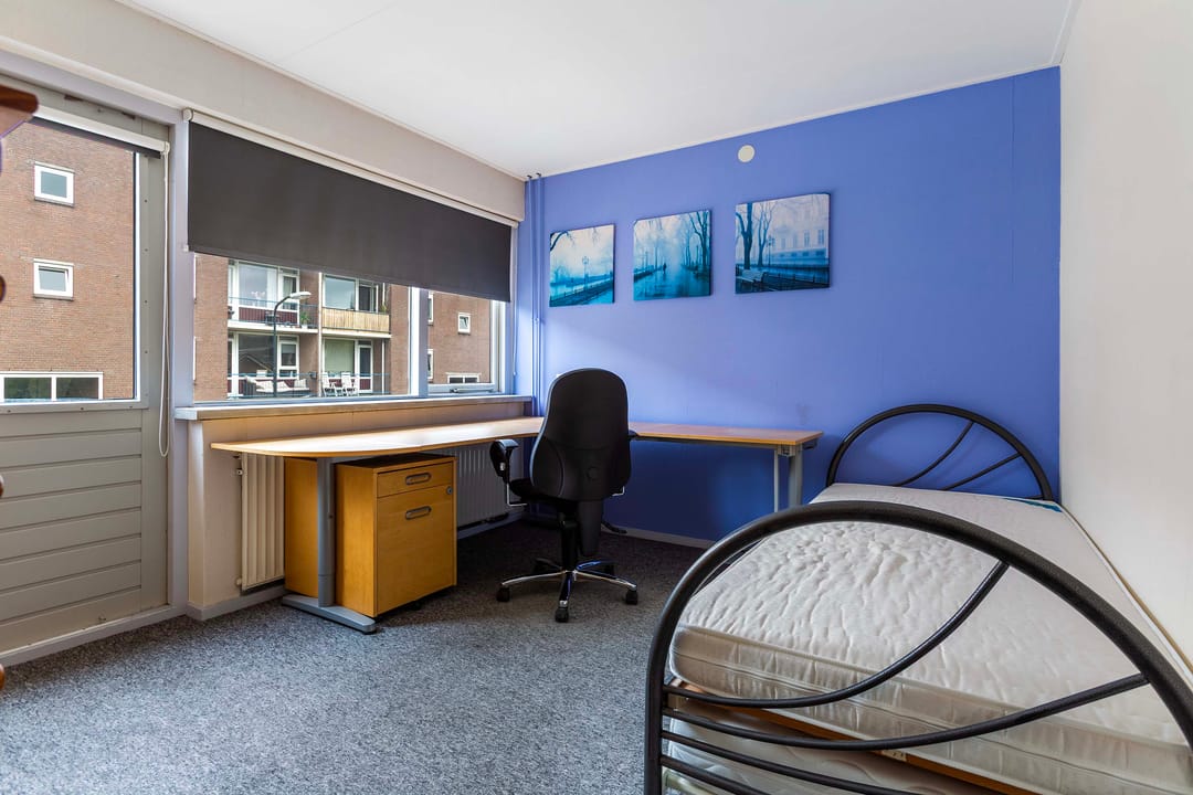 Photo 22 of Cort van der Lindenstraat 6