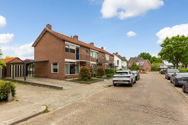 Foto 33 van Cort van der Lindenstraat 6