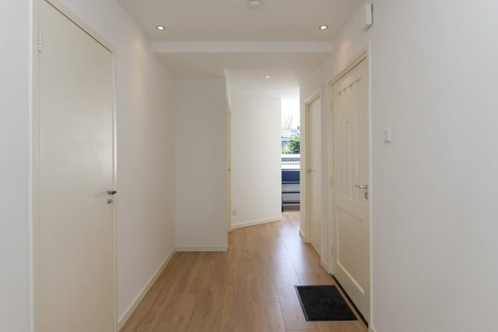 Foto 7 van van Weedestraat 229