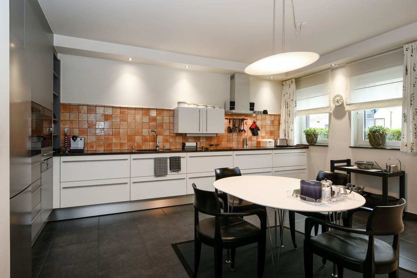 Photo 10 of Stationsstraat 30 b 1