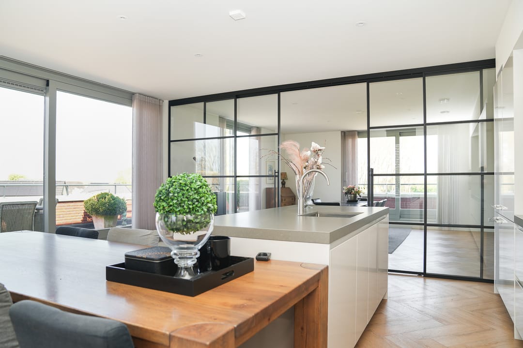 Foto 13 van Lijnbaanstraat 1-10