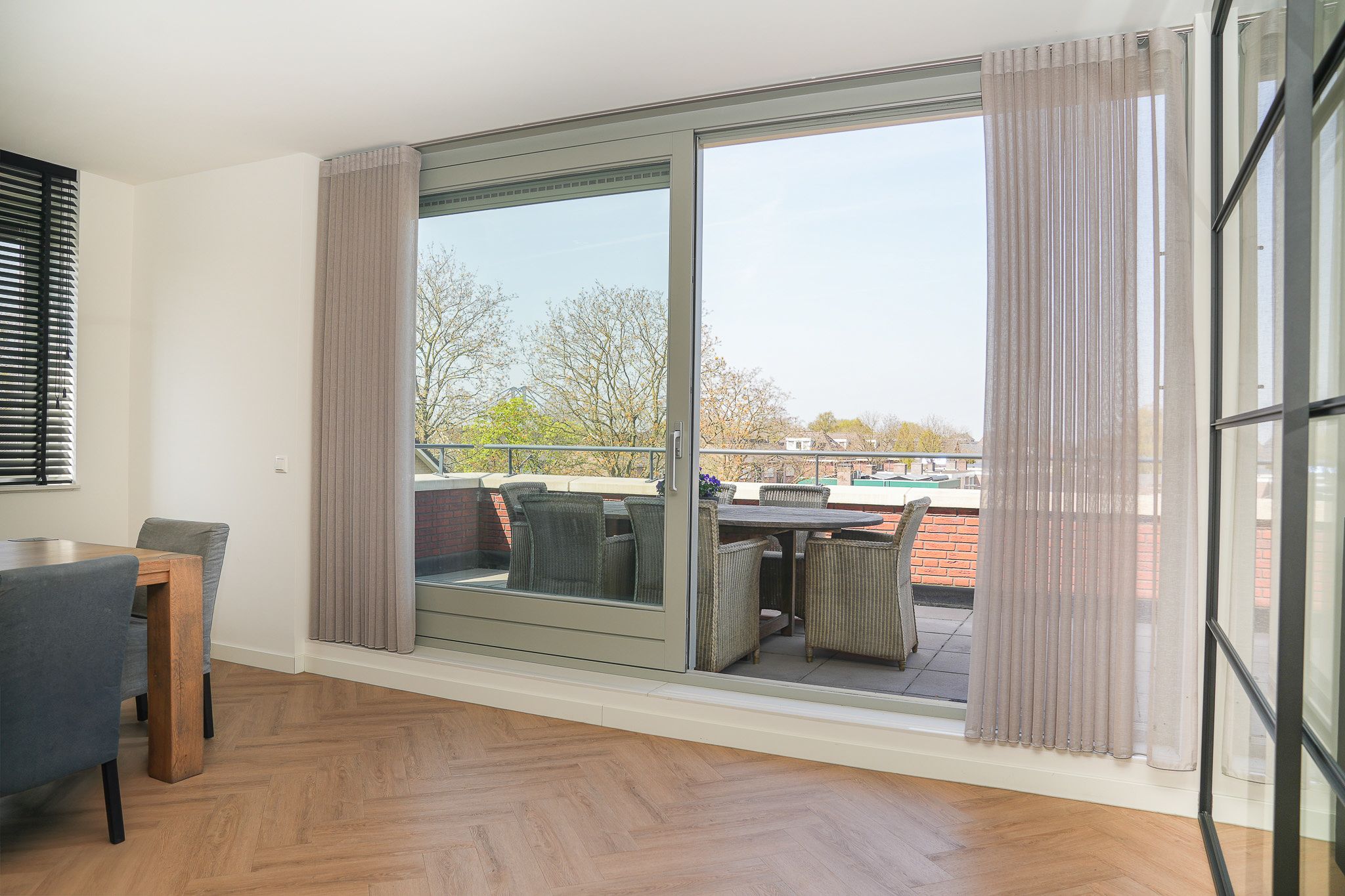 Foto 18 van Lijnbaanstraat 1-10