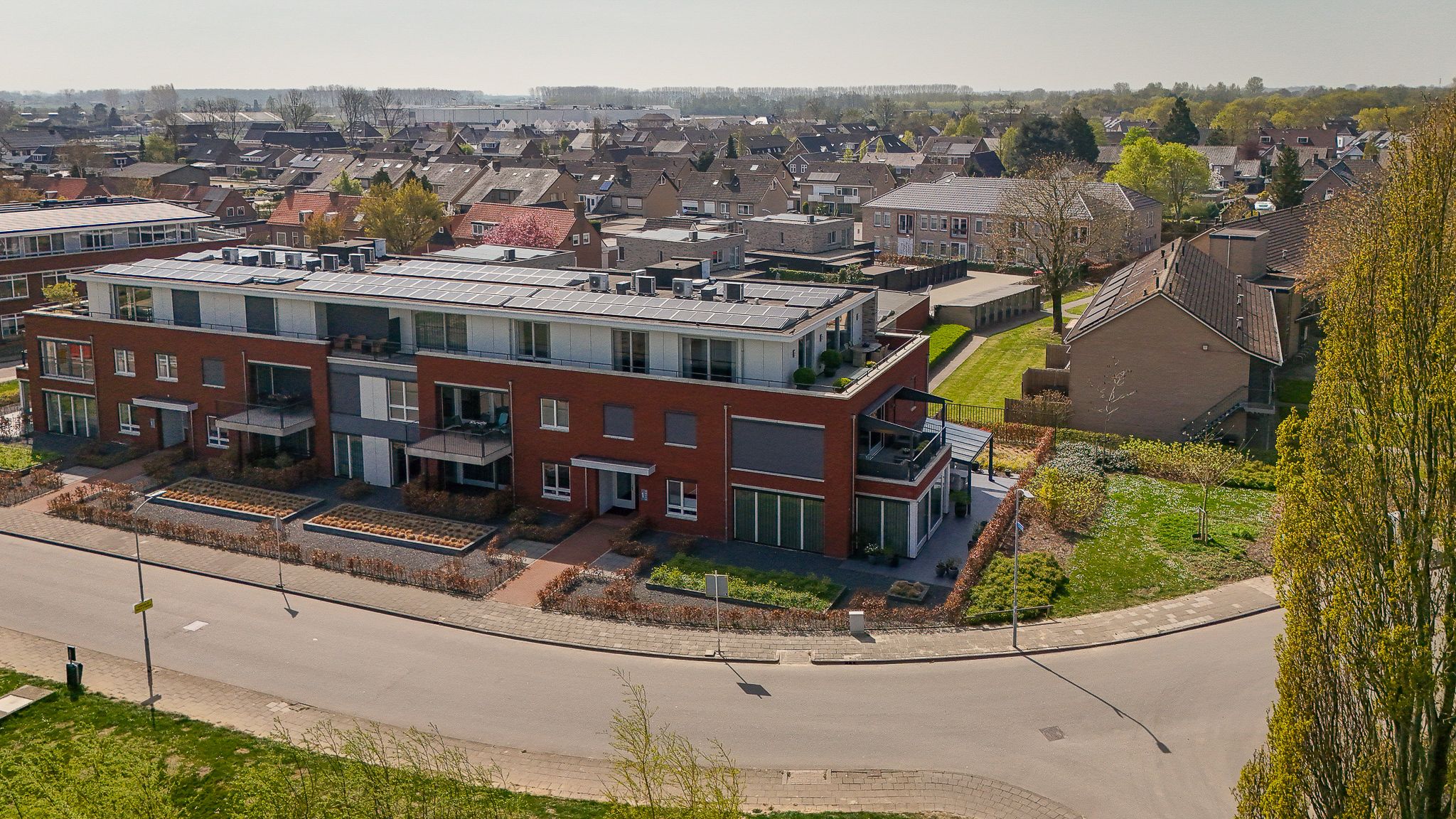 Foto 45 van Lijnbaanstraat 1-10