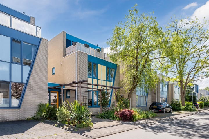 Foto 2 van Van Loghemstraat 24