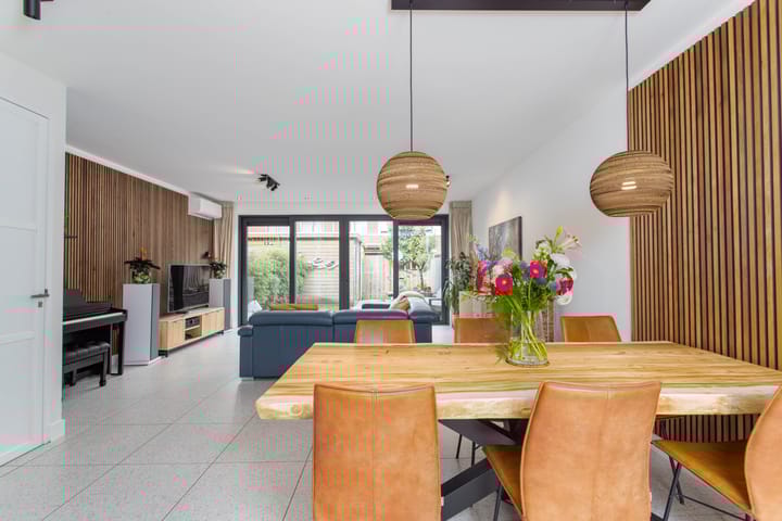 Foto 11 van Burt Bacharachstraat 119