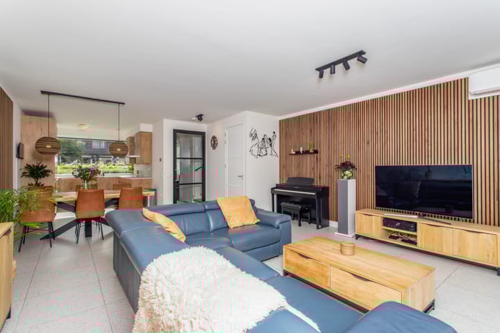 Foto 18 van Burt Bacharachstraat 119