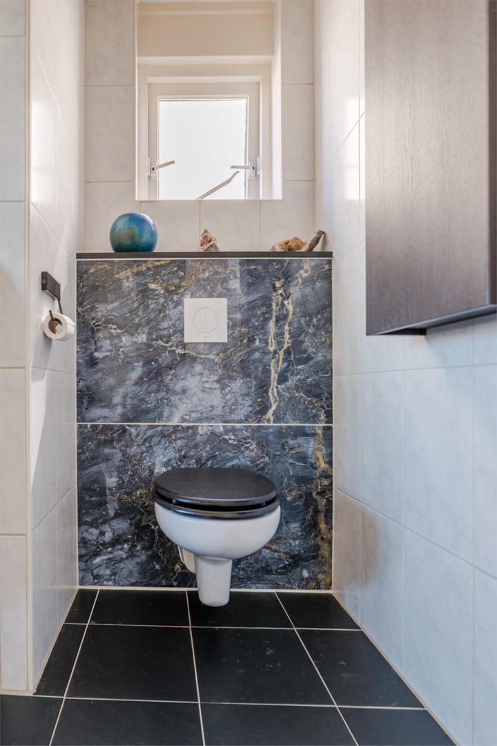 Foto 41 van Van Loghemstraat 24