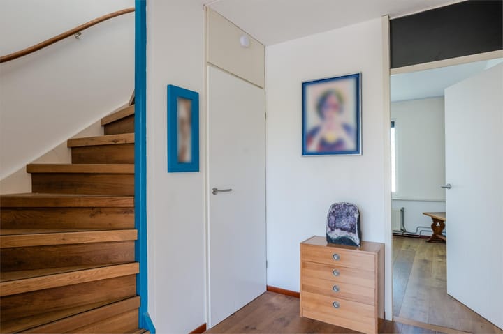 Foto 43 van Van Loghemstraat 24