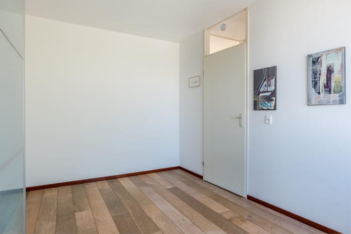 Foto 49 van Van Loghemstraat 24