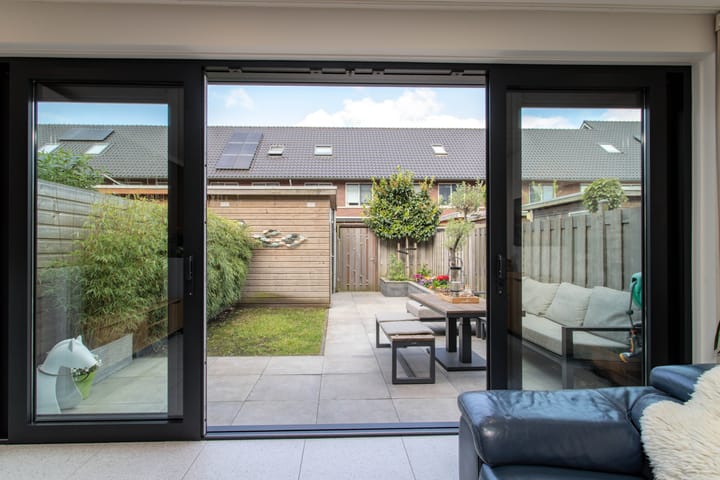 Foto 35 van Burt Bacharachstraat 119