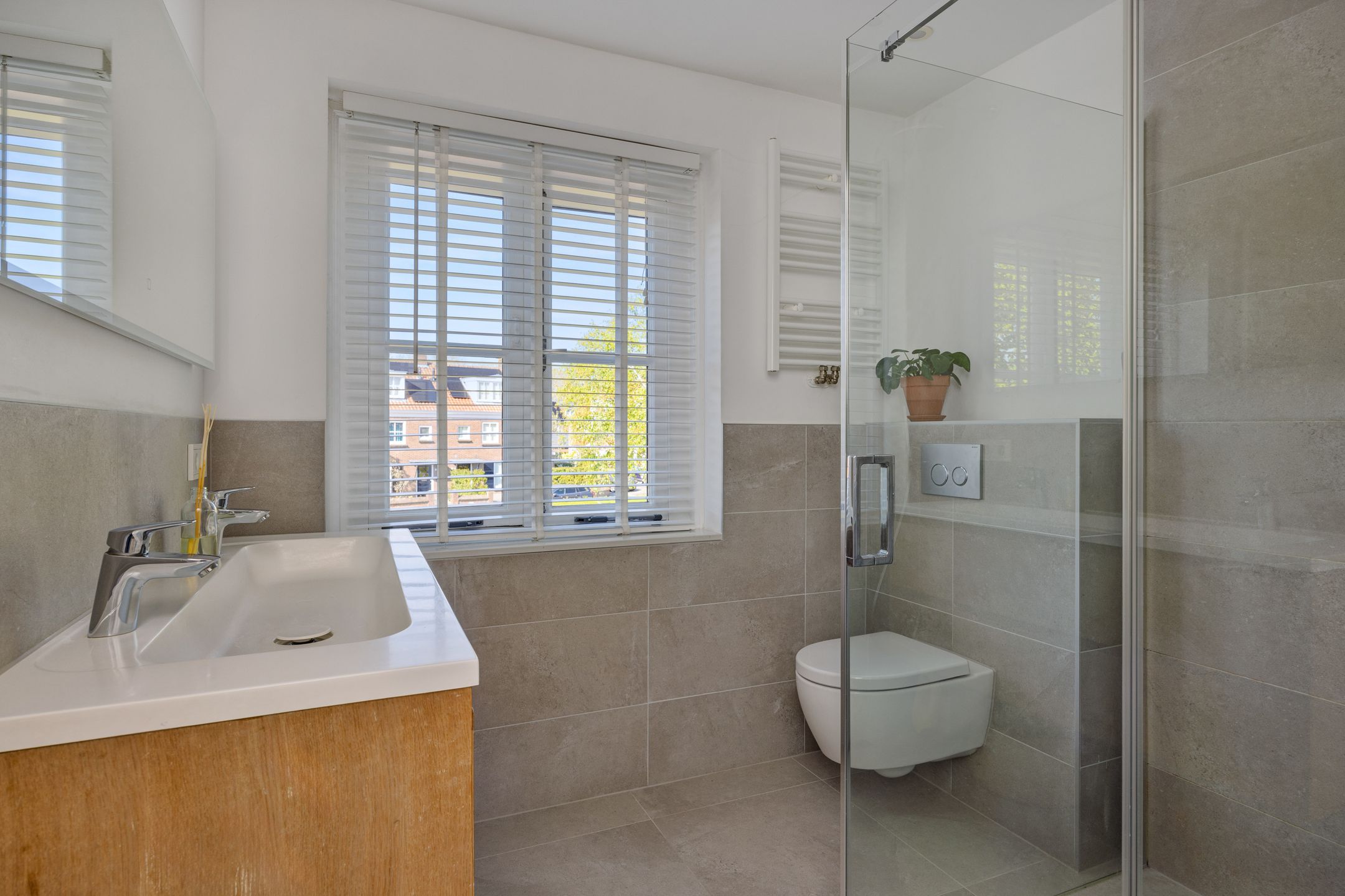 Foto 36 van Kamperfoeliestraat 13