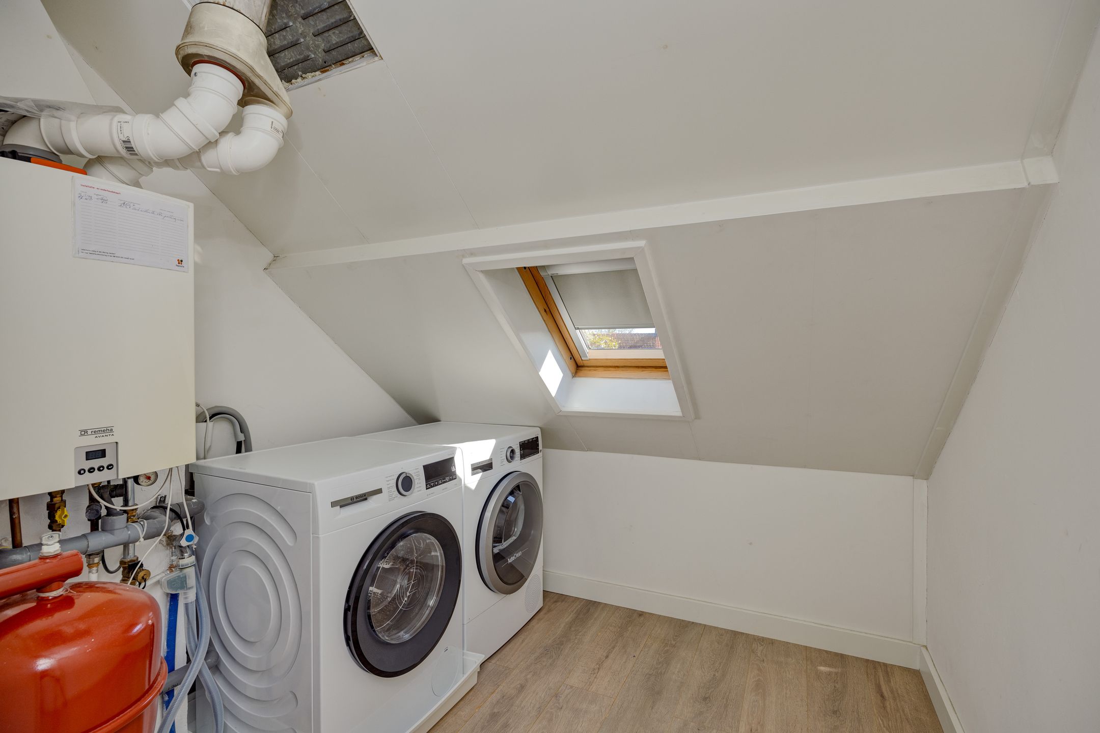 Foto 42 van Kamperfoeliestraat 13