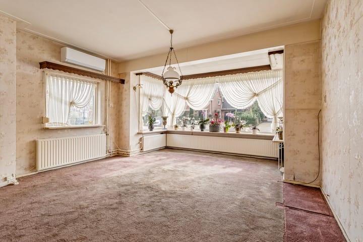 Photo 5 of Aalburgsestraat 6