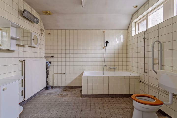 Photo 13 of Aalburgsestraat 6