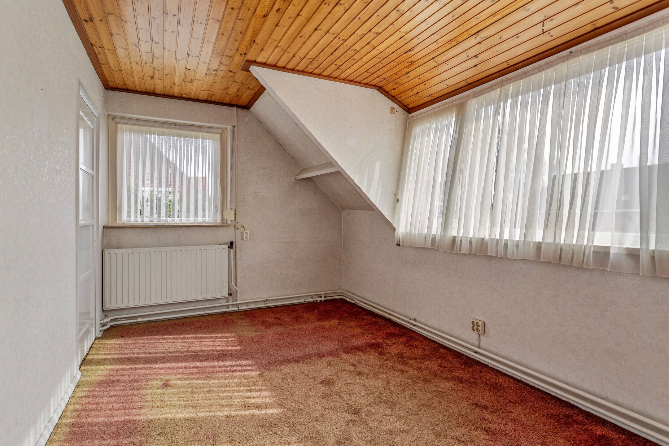 Foto 18 van Aalburgsestraat 6