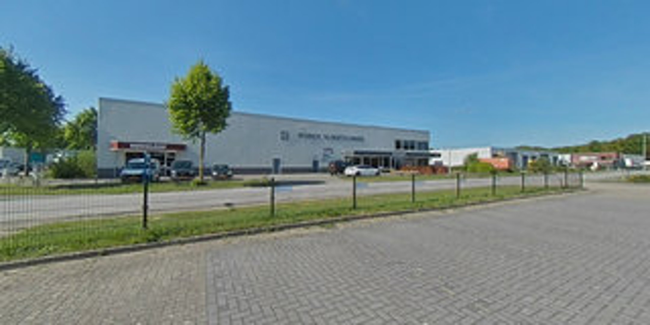 View 360° photos