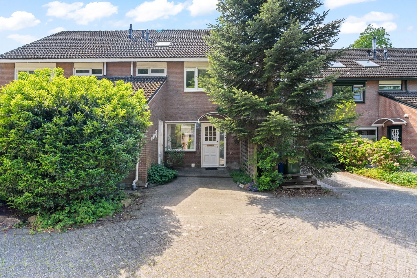 Foto 1 van Elsbes 32