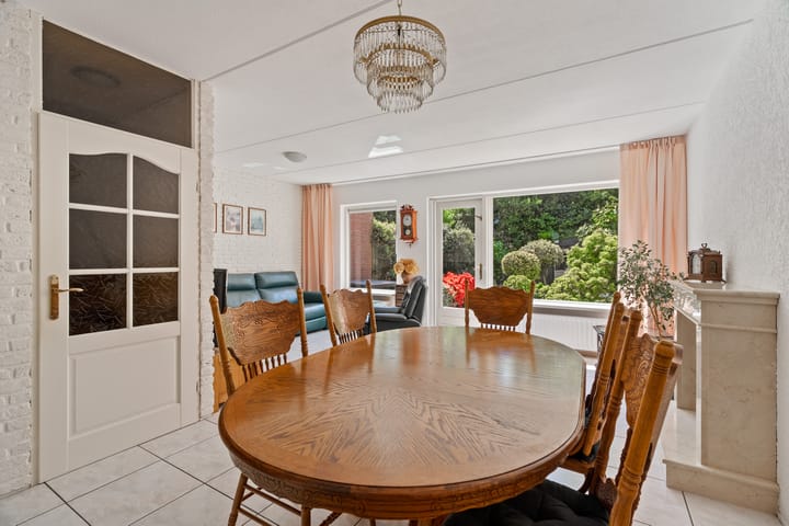 Foto 2 van Elsbes 32