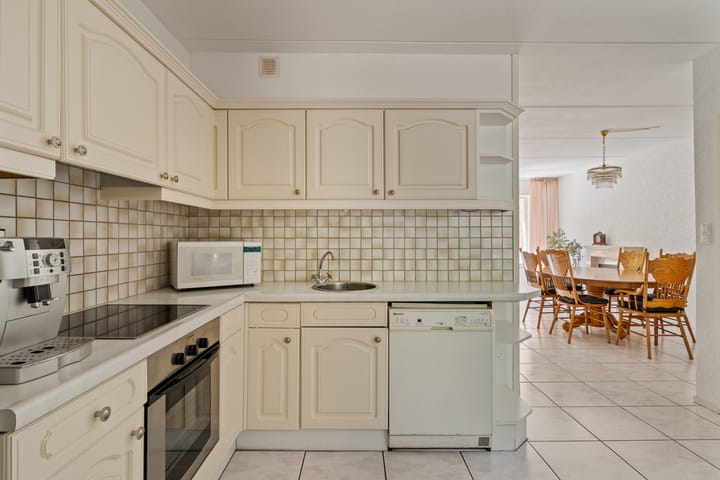 Foto 8 van Elsbes 32