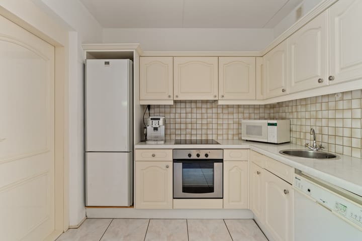 Foto 9 van Elsbes 32