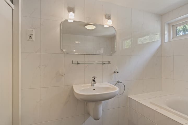 Foto 21 van Elsbes 32