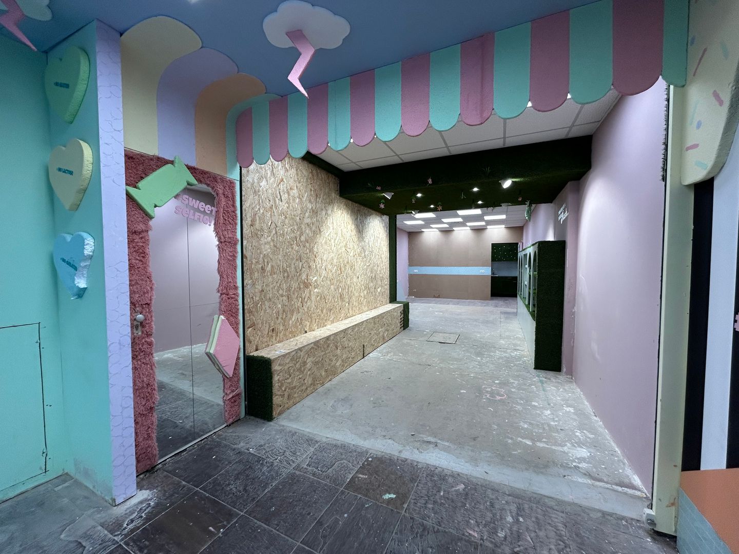 View photo 3 of Voorstraat 308