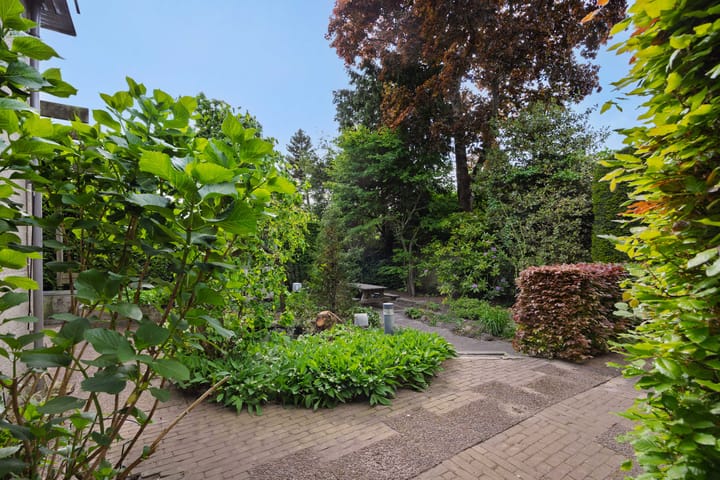 Foto 37 van Beekstraat 7