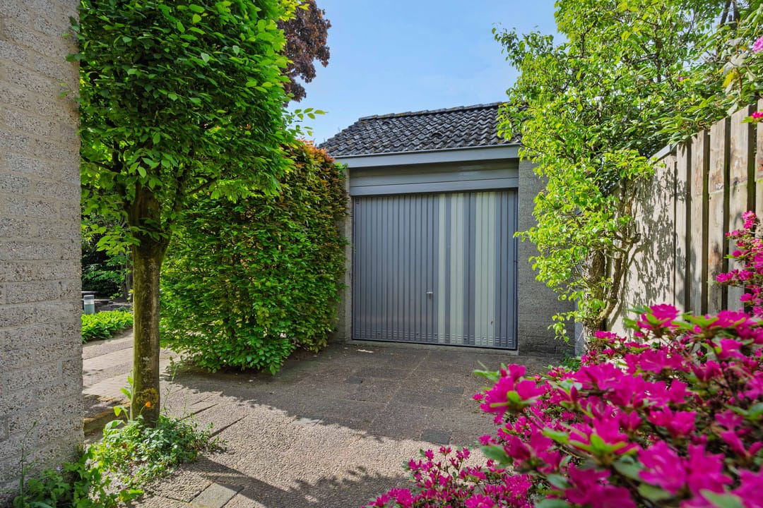 Photo 38 of Beekstraat 7