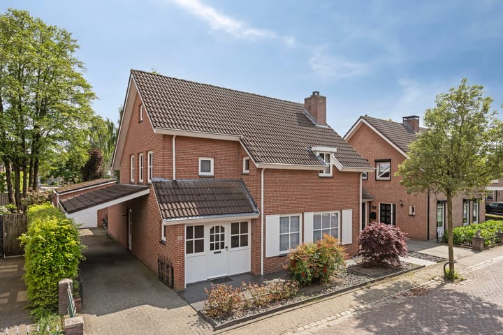 Foto 1 van Strausslaan 22