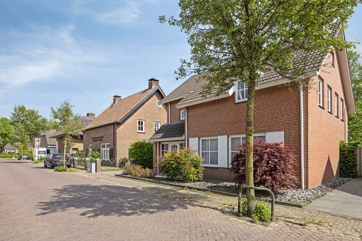 Foto 61 van Strausslaan 22