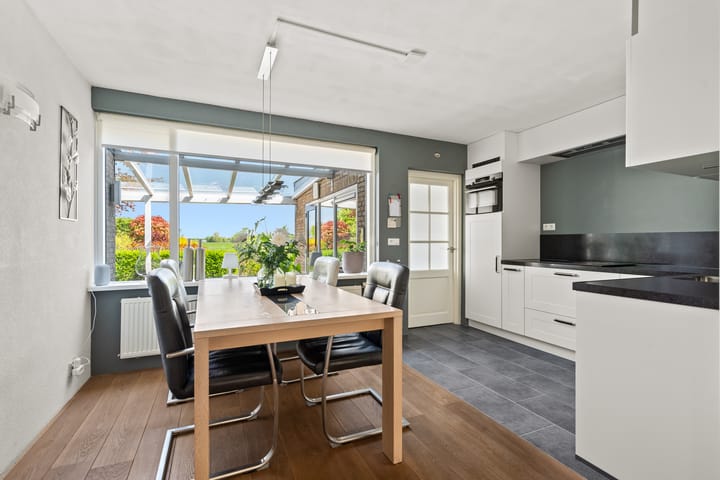 Foto 18 van Prins Bernhardstraat 49