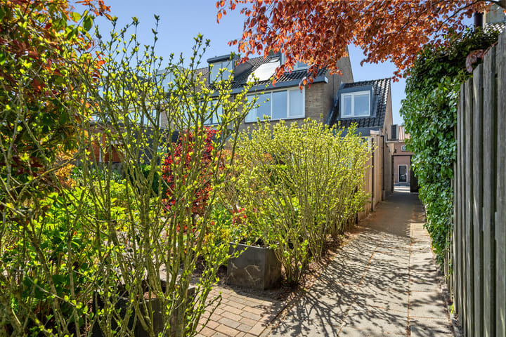 Foto 50 van Prins Bernhardstraat 49