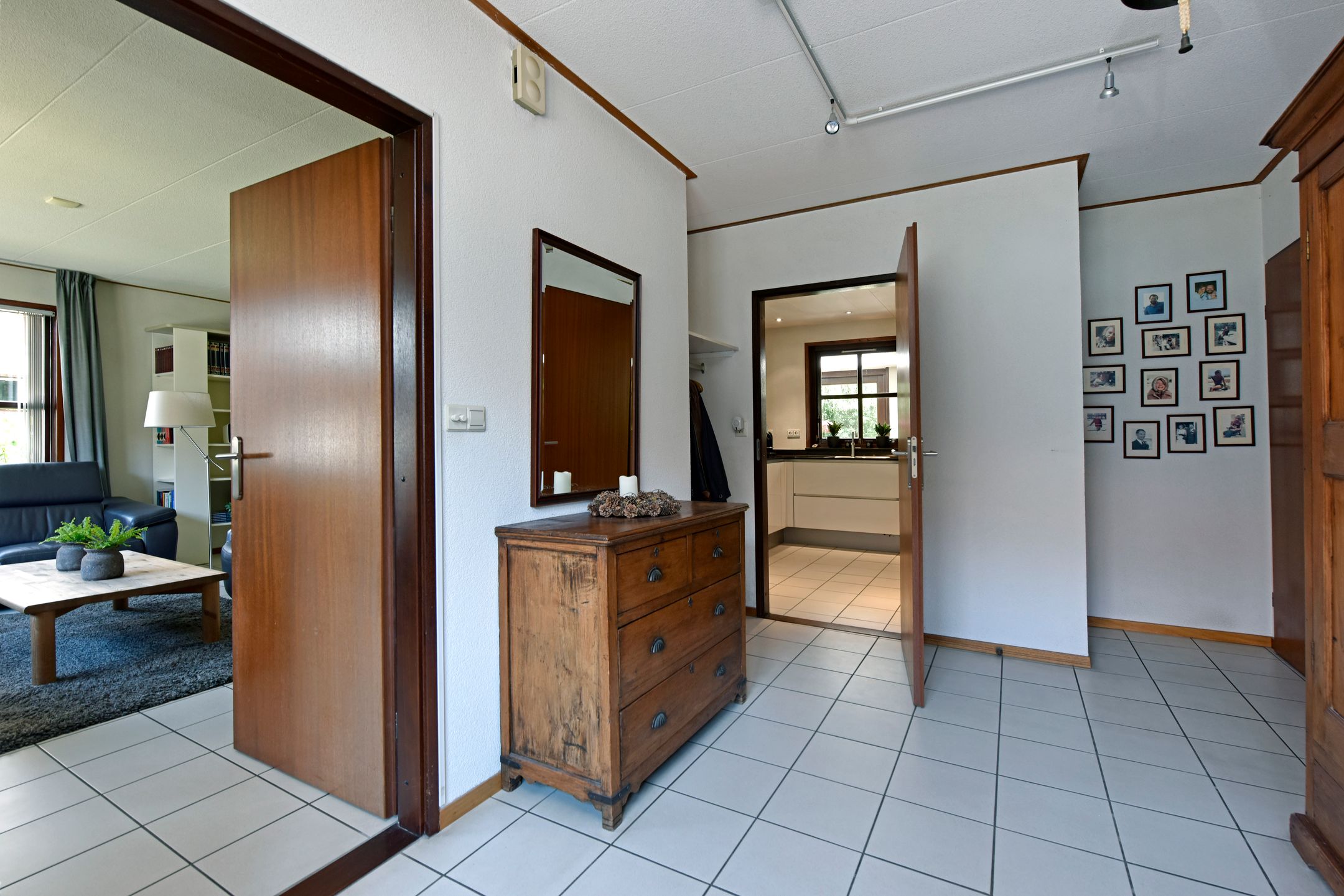 Photo 15 of Van der Leeplein 4