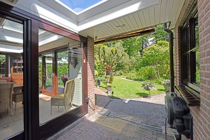 Foto 19 van Van der Leeplein 4