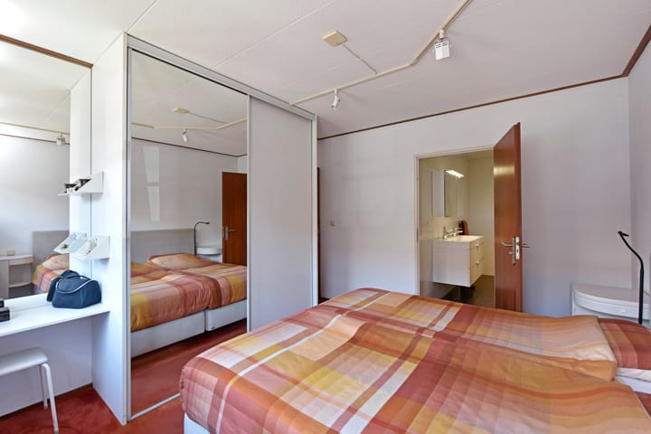 Foto 24 van Van der Leeplein 4