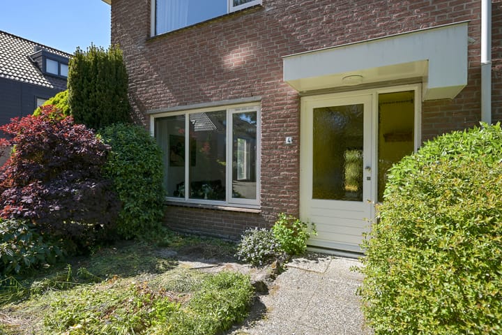 Foto 2 van Dahliahof 4