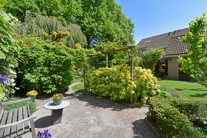 Foto 37 van Van der Leeplein 4