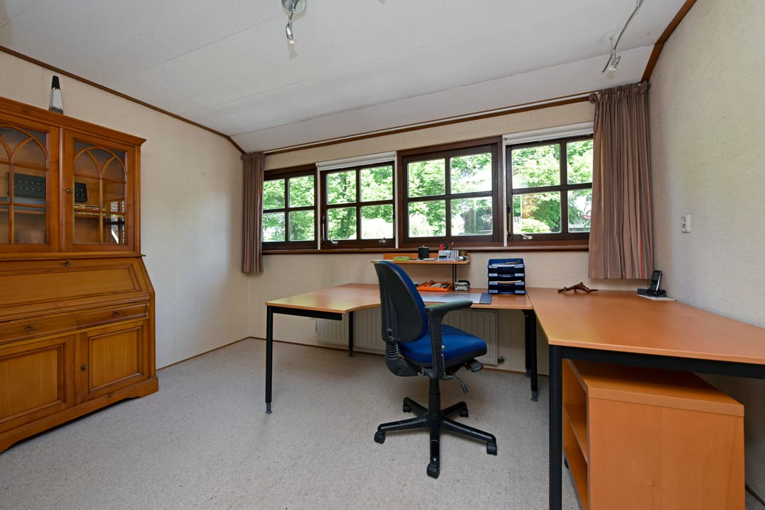 Photo 46 of Van der Leeplein 4
