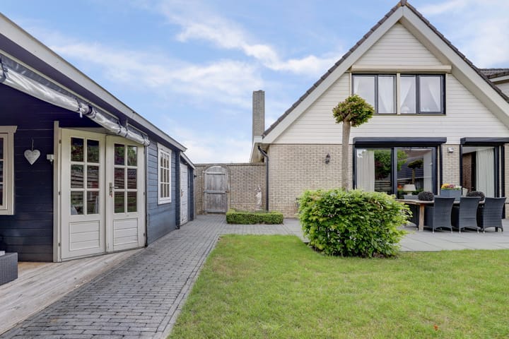 Foto 44 van Leeuwenburg 31