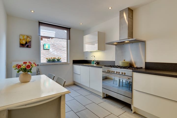 Photo 13 of Ambyerstraat Noord 94-A